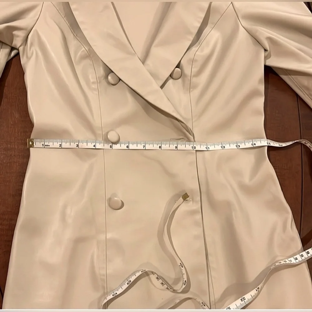 Anthropologie Awaylee vegan leather coat/ jacket w/ balloon sleeves Cream. S-XS - Picture 12 of 16